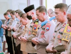 Polres Situbondo Gelar Sholat Ghaib Untuk Korban Kanjuruhan