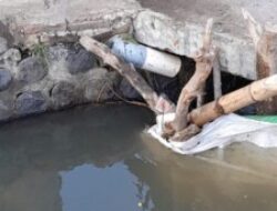 Adanya Dugaan Oknum Pengambilan Air Secara Ilegal Menyebabkan Jalan Raya Menjadi Banjir