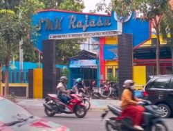 Sumiati Ibuk Dari MA Melaporkan Atas Tindakan Kekerasan Terhadap Anaknya Ke SPKT Polres Surabaya