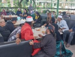 H. Imam Zuhdi Undang Tokoh-Tokoh Perkumpulan Untuk Ngobras
