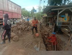 Bobroknya Kegiatan Pekerjaan irigasi milik Pemkab Situbondo ini menuai kontroversi dan Menjadi sorotan banyak kalangan.