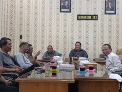 DAK Terancam Hangus, Aktivis Duduki DPRD Kritik Serapan APBD Situbondo