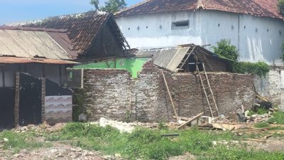 Akses Jalan Jokotole Akhirnya Dibuka, Mediasi Panjang Kades Besuki Jawab Keluhan Warga