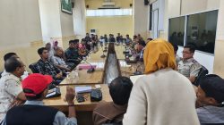 DPRD Situbondo Turun Tangan, Polemik HGU Tambak Karangmalang Memanas di Ruang Audiensi. 